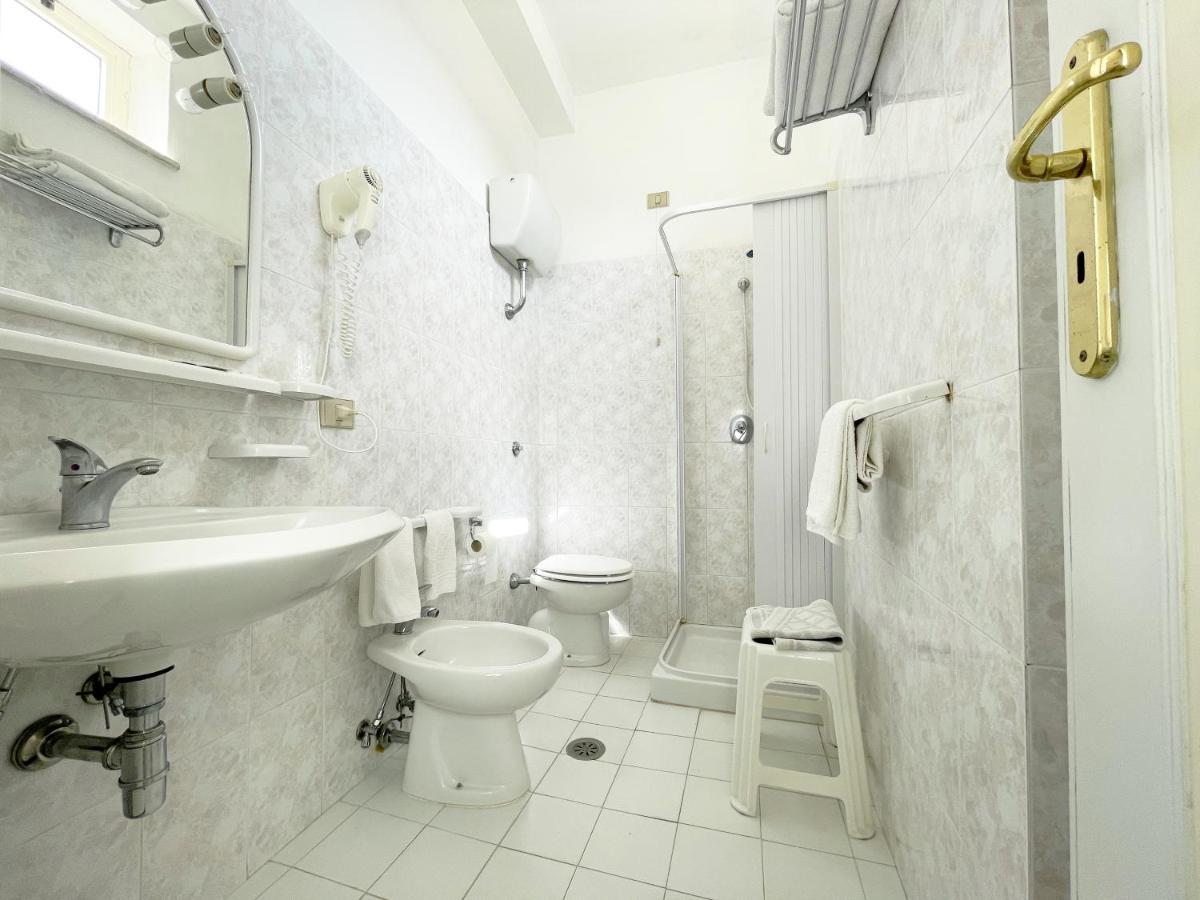 Hotel Reginella Сант-Агата-суи-Дуэ-Гольфи Экстерьер фото
