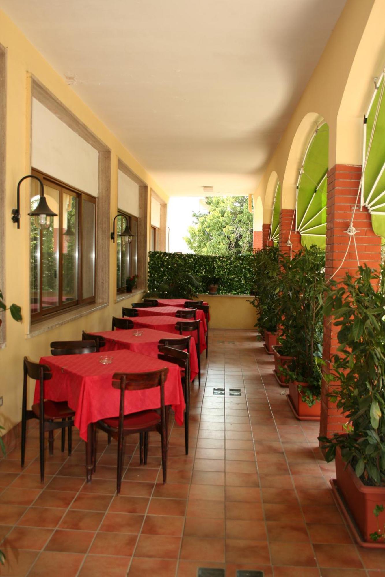 Hotel Reginella Сант-Агата-суи-Дуэ-Гольфи Экстерьер фото