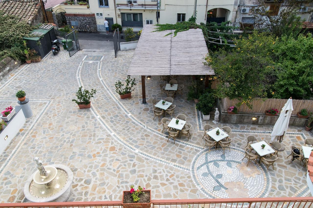 Hotel Reginella Сант-Агата-суи-Дуэ-Гольфи Экстерьер фото